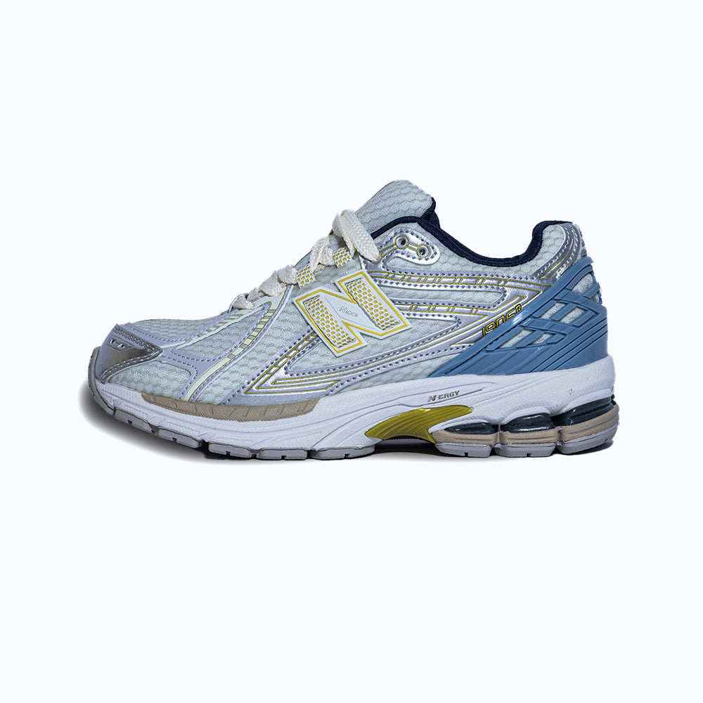 New Balance R1906 Women’s Sneakers