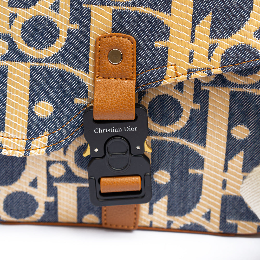 Saddle Messenger Bag
