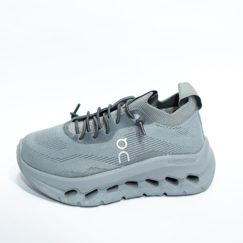 Cloudtilt Lightweight Sneaker