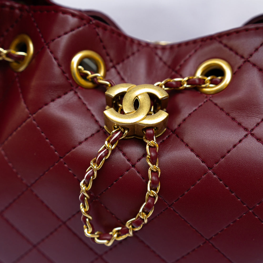 chanel caviar handbag